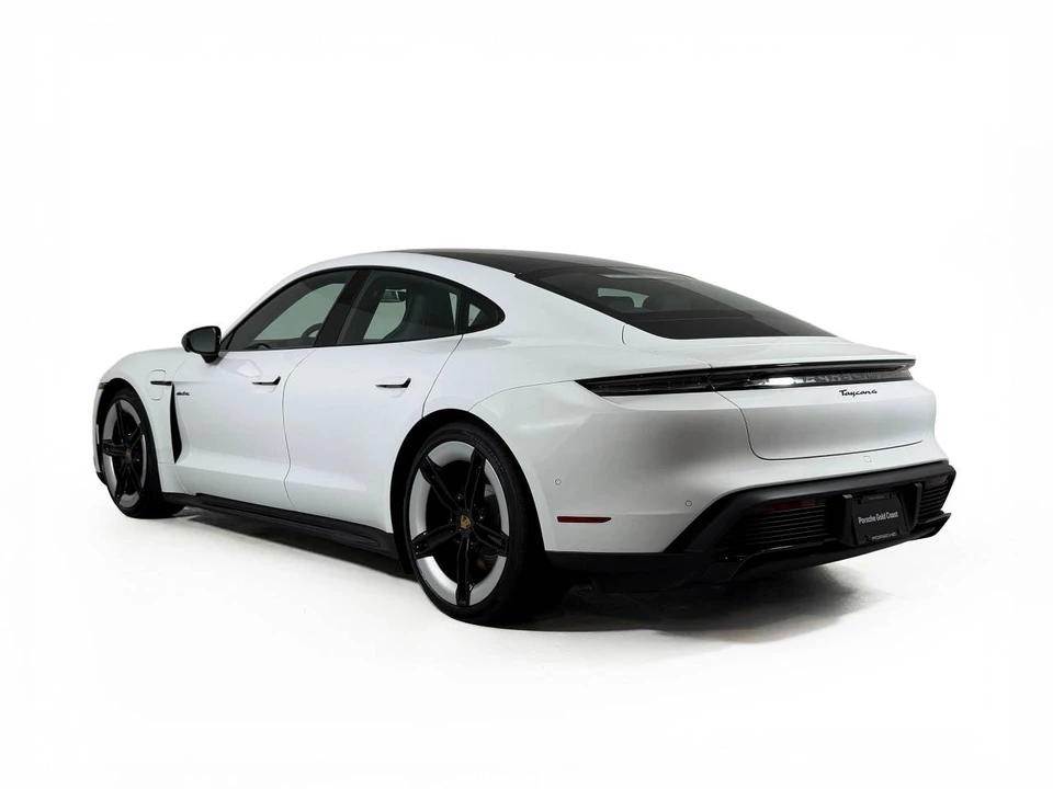 2026 Porsche Taycan 4 - Image 3 of 5