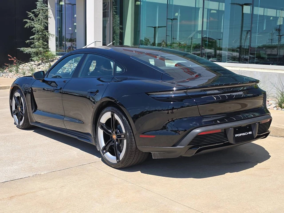 2026 Porsche Taycan 4 - Image 3 of 5