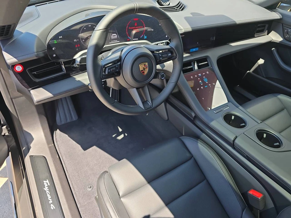 2026 Porsche Taycan 4 - Image 4 of 5