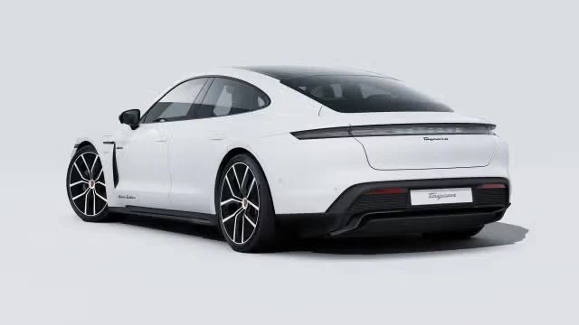 2026 Porsche Taycan 4 - Image 18 of 30