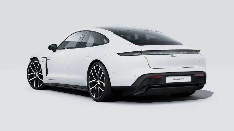 2026 Porsche Taycan 4 - Image 19 of 30