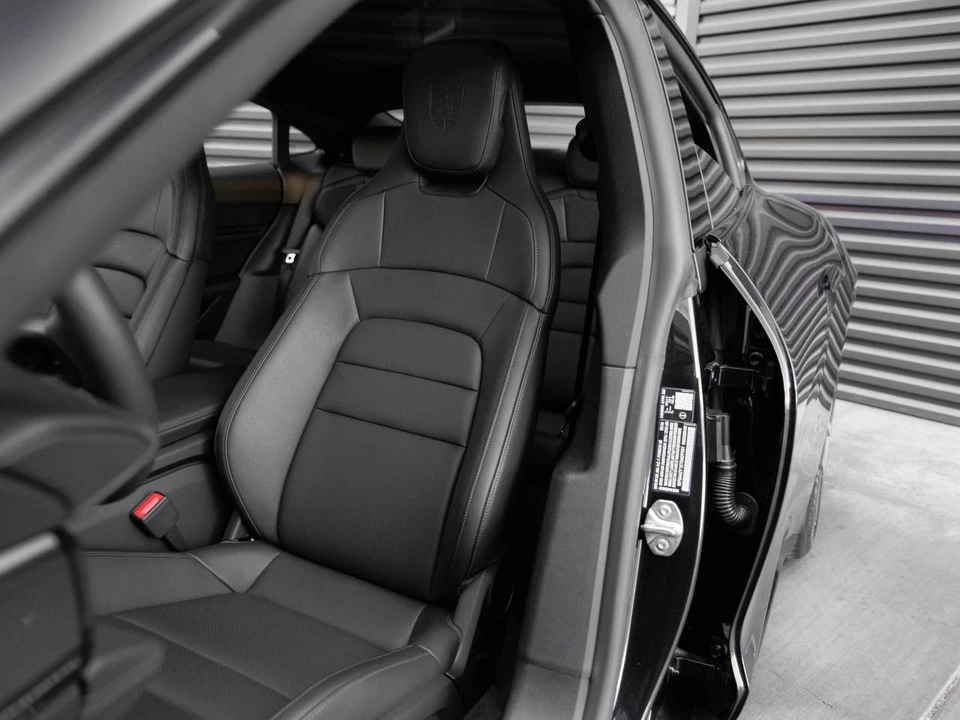2026 Porsche Taycan 4 - Image 5 of 5