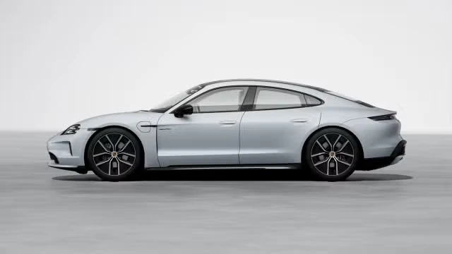 2026 Porsche Taycan 4 - Image 10 of 31