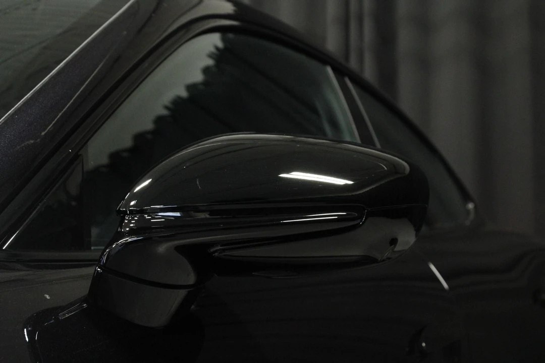 2026 Porsche Taycan 4 - Image 26 of 31