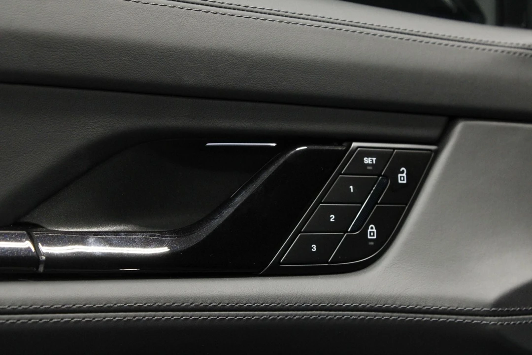 2026 Porsche Taycan 4 - Image 30 of 31