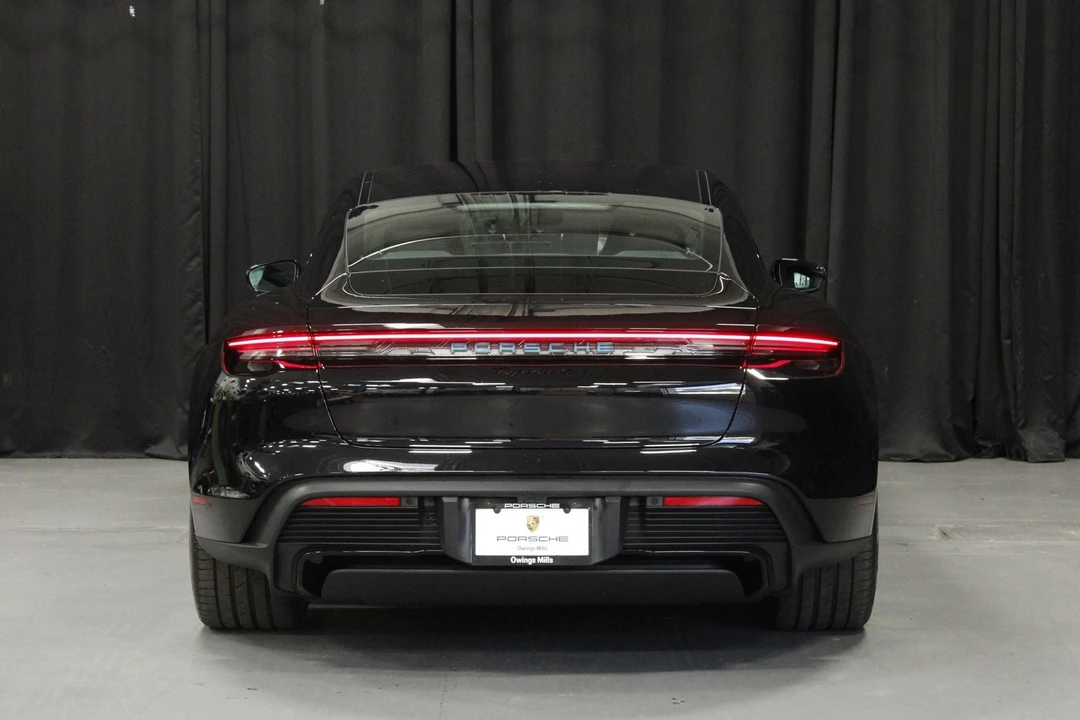 2026 Porsche Taycan 4 - Image 4 of 31