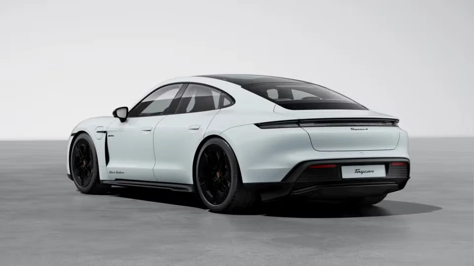 2026 Porsche Taycan 4 - Image 19 of 31