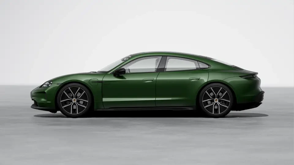 2026 Porsche Taycan 4 - Image 15 of 31