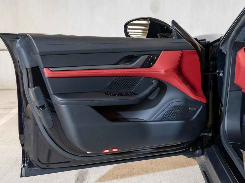2026 Porsche Taycan 4 - Image 18 of 31