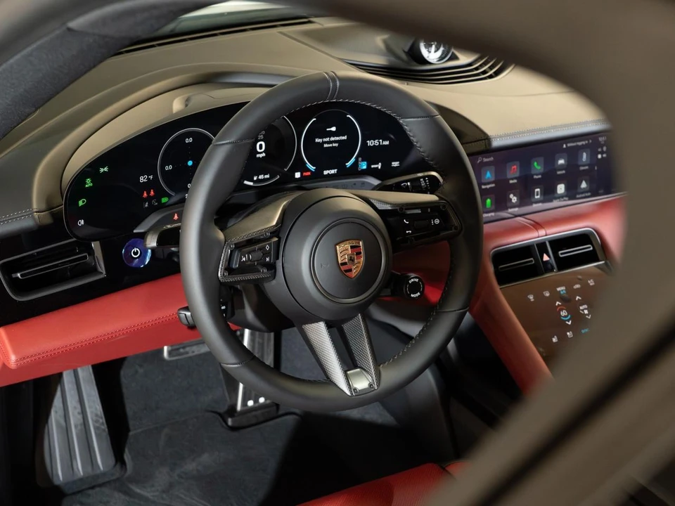2026 Porsche Taycan 4 - Image 25 of 31