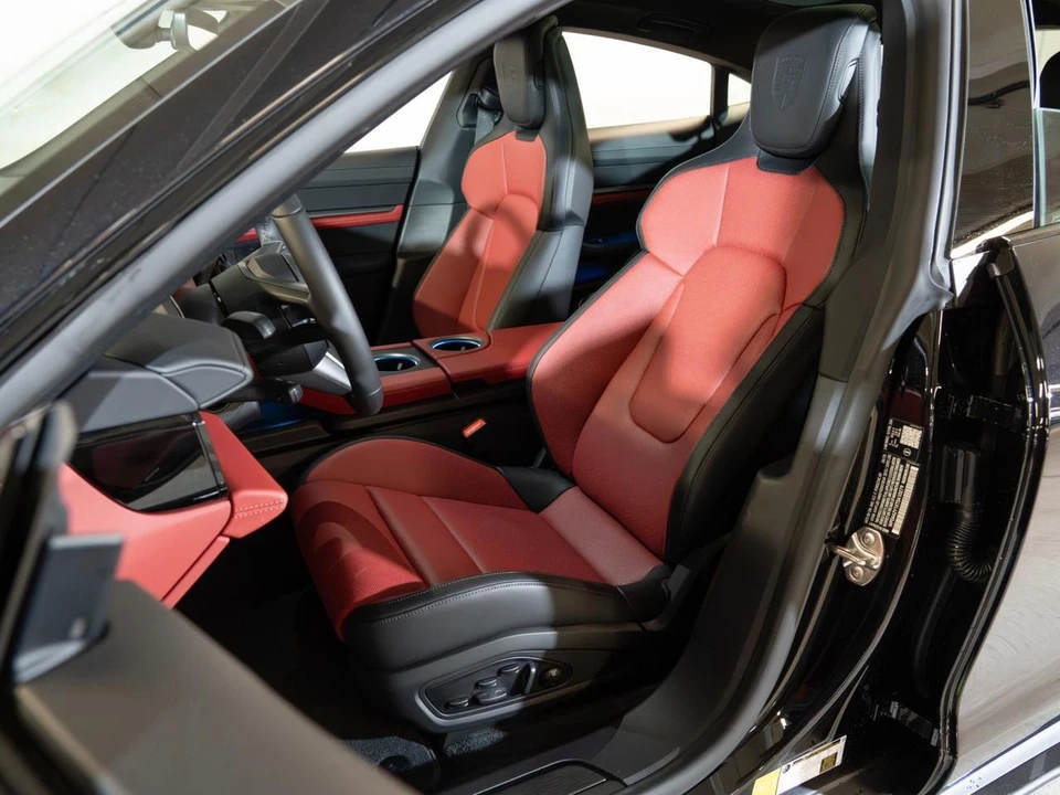 2026 Porsche Taycan 4 - Image 5 of 31
