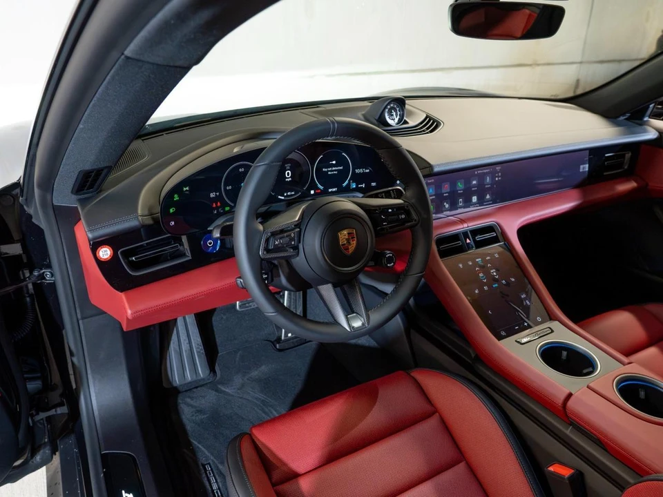 2026 Porsche Taycan 4 - Image 4 of 31