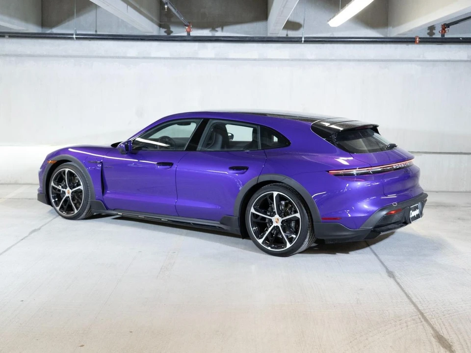 2026 Porsche Taycan Cross Turismo - Image 3 of 29
