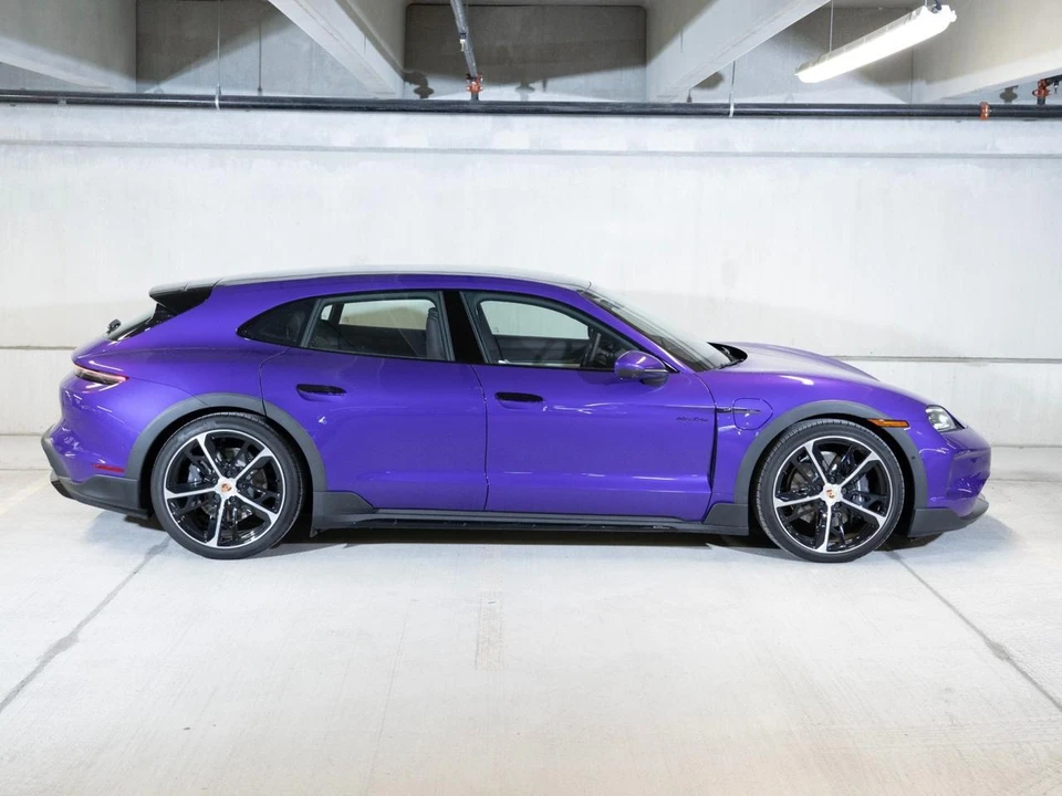 2026 Porsche Taycan Cross Turismo - Image 7 of 29