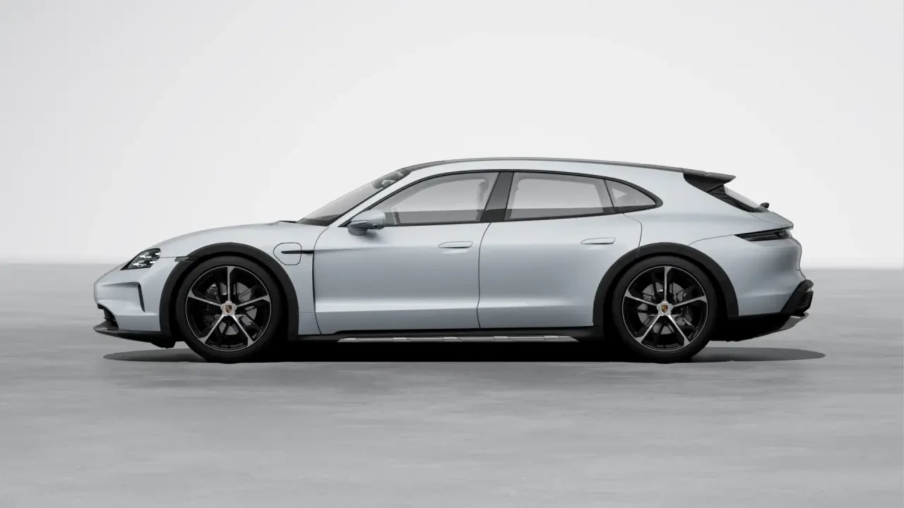 2026 Porsche Taycan Cross Turismo - Image 16 of 30