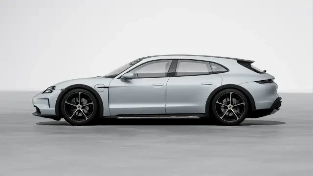 2026 Porsche Taycan Cross Turismo - Image 14 of 30