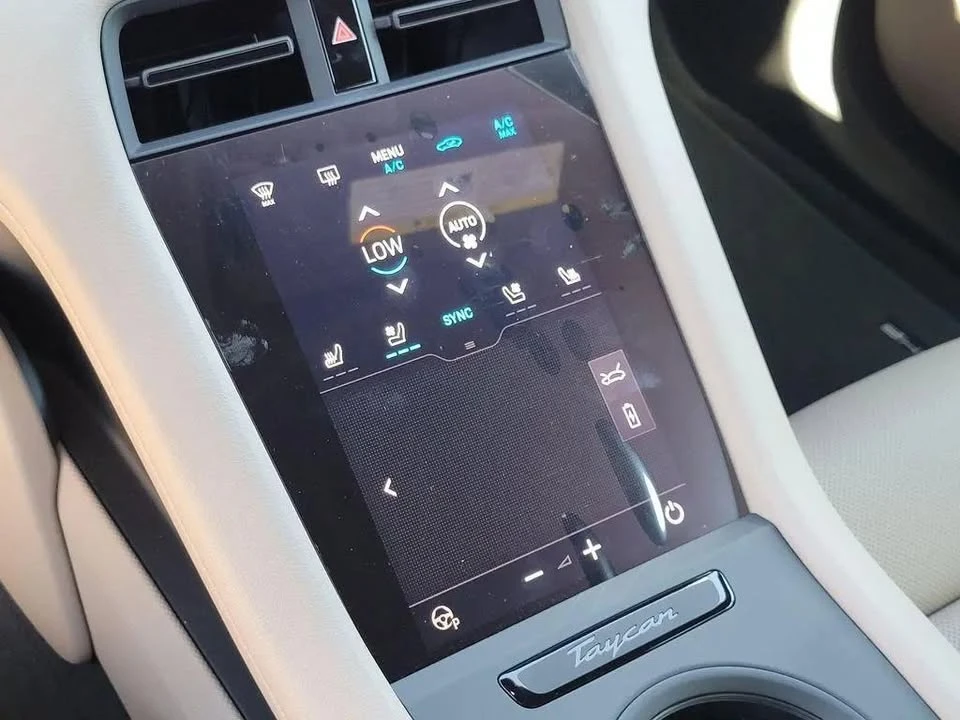 2026 Porsche Taycan 4 - Image 18 of 19