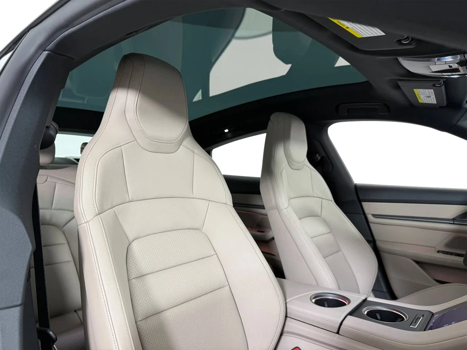 2026 Porsche Taycan 4 - Image 4 of 4