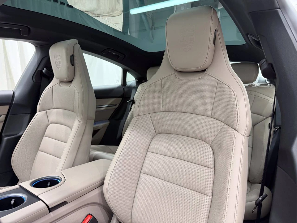 2026 Porsche Taycan 4 - Image 5 of 5