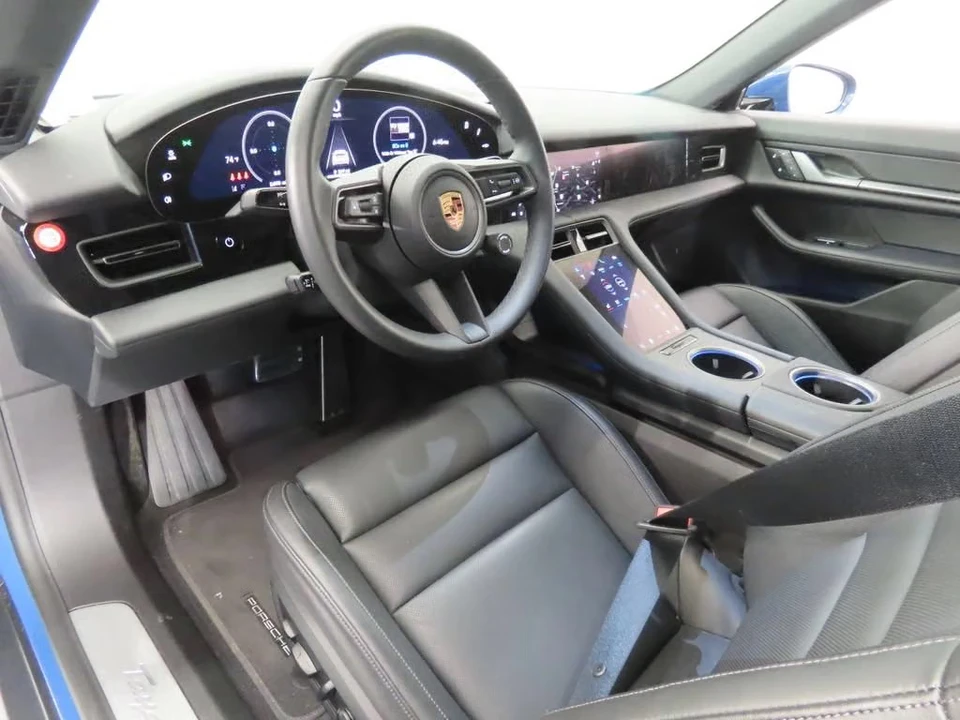 2026 Porsche Taycan 4 - Image 28 of 31
