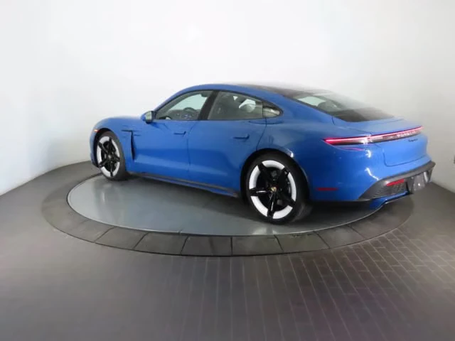 2026 Porsche Taycan 4 - Image 18 of 31