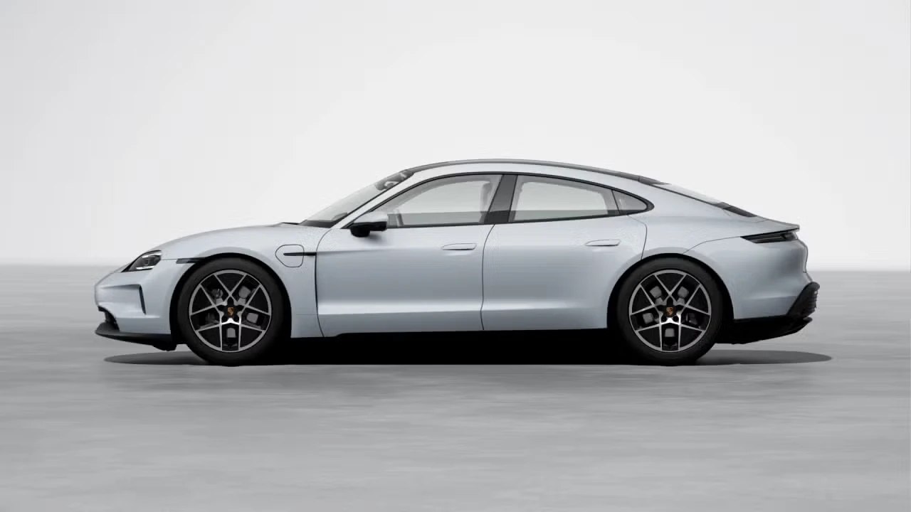2026 Porsche Taycan 4 - Image 12 of 31