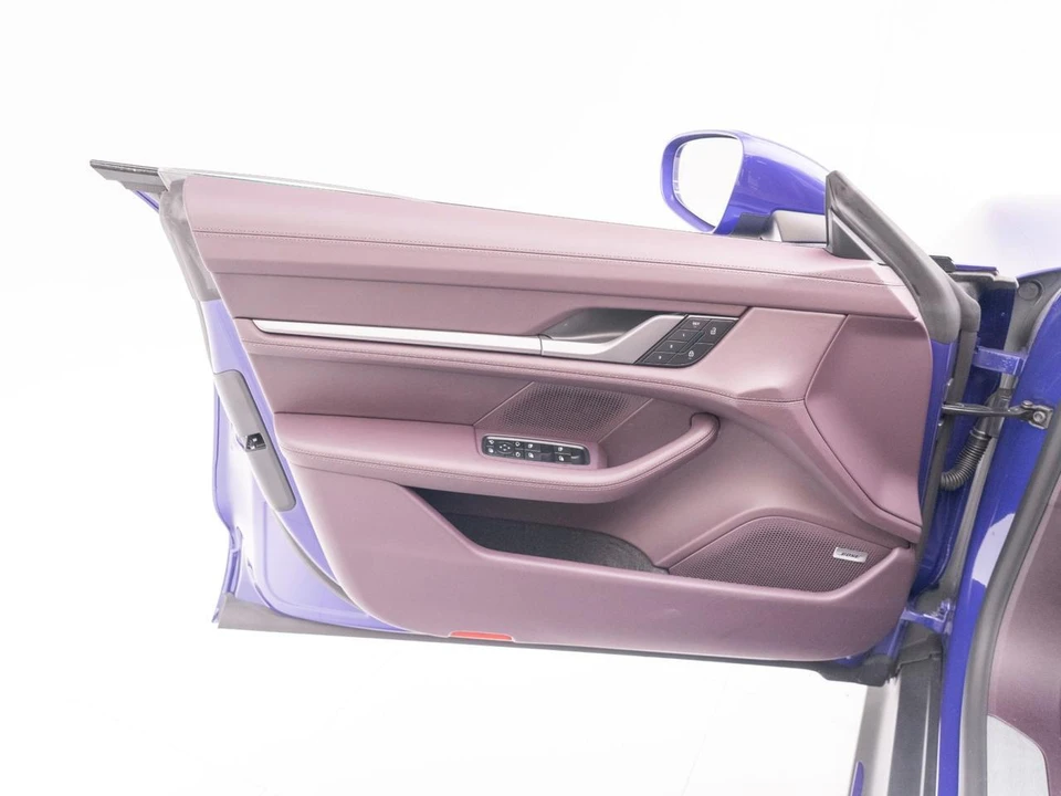 2026 Porsche Taycan 4 - Image 21 of 31