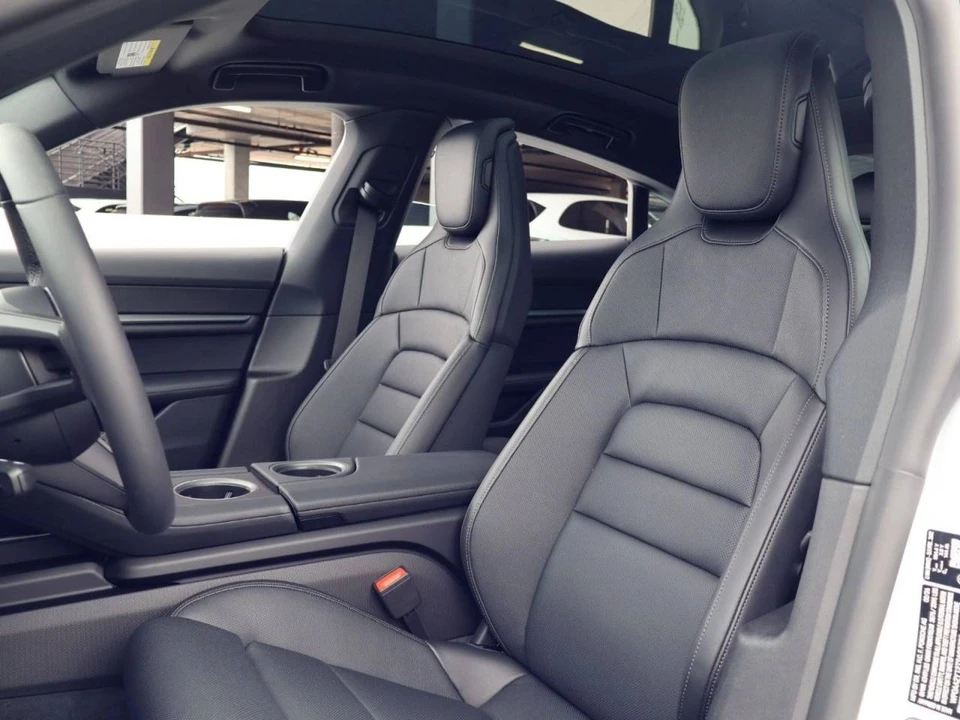 2026 Porsche Taycan 4 - Image 5 of 5