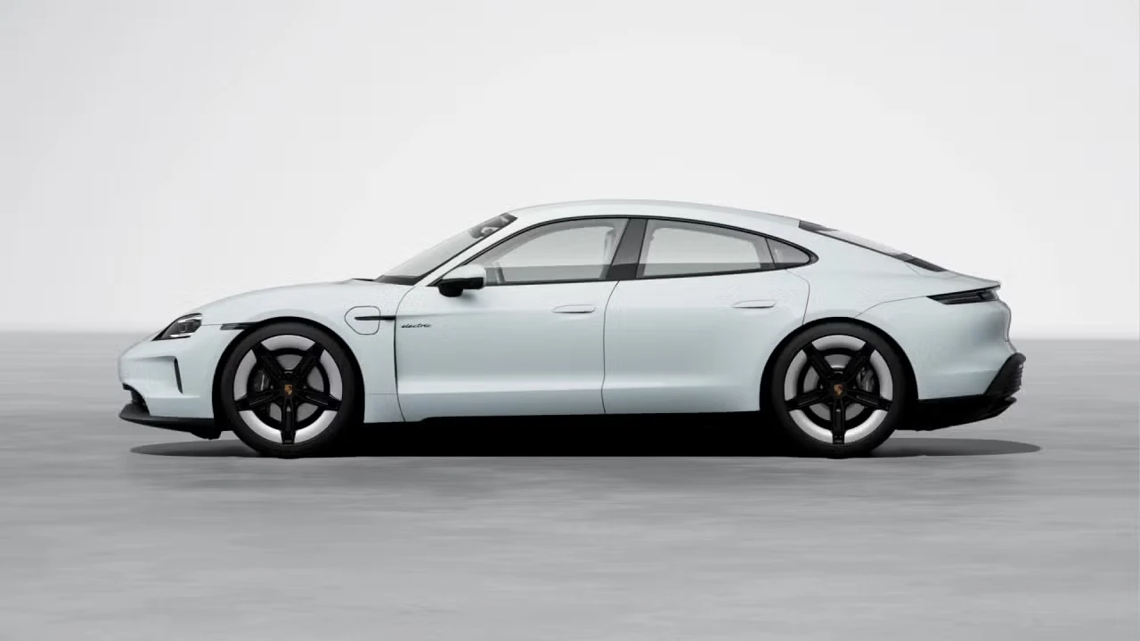 2026 Porsche Taycan 4 - Image 12 of 31