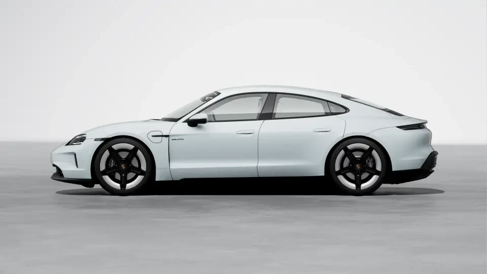 2026 Porsche Taycan 4 - Image 15 of 31
