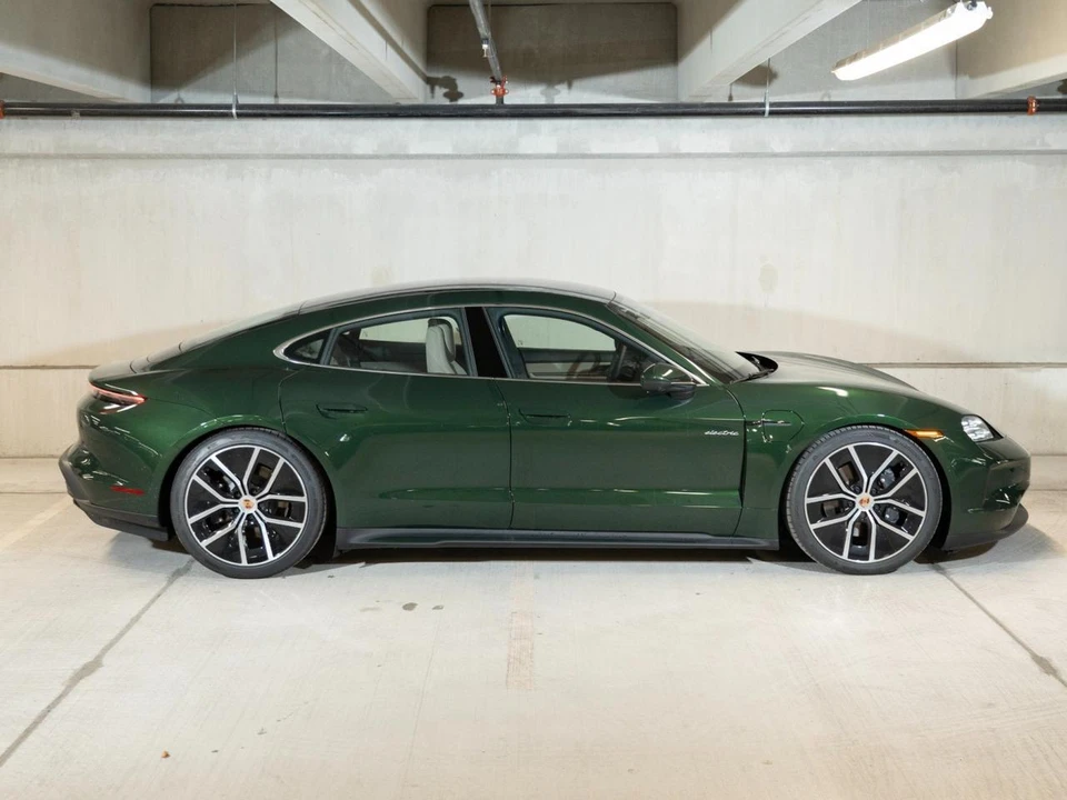 2026 Porsche Taycan 4 - Image 8 of 29