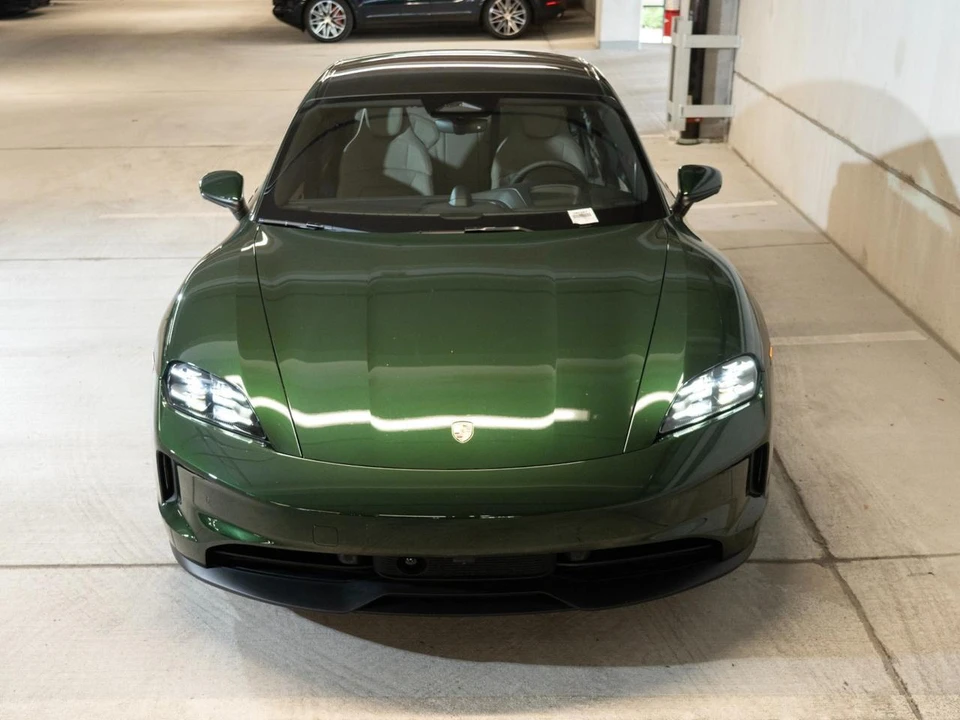 2026 Porsche Taycan 4 - Image 6 of 29
