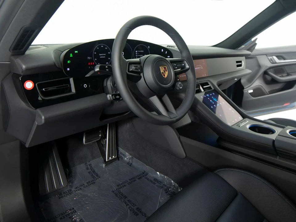 2026 Porsche Taycan 4 - Image 4 of 5