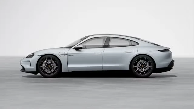 2026 Porsche Taycan 4 - Image 10 of 31