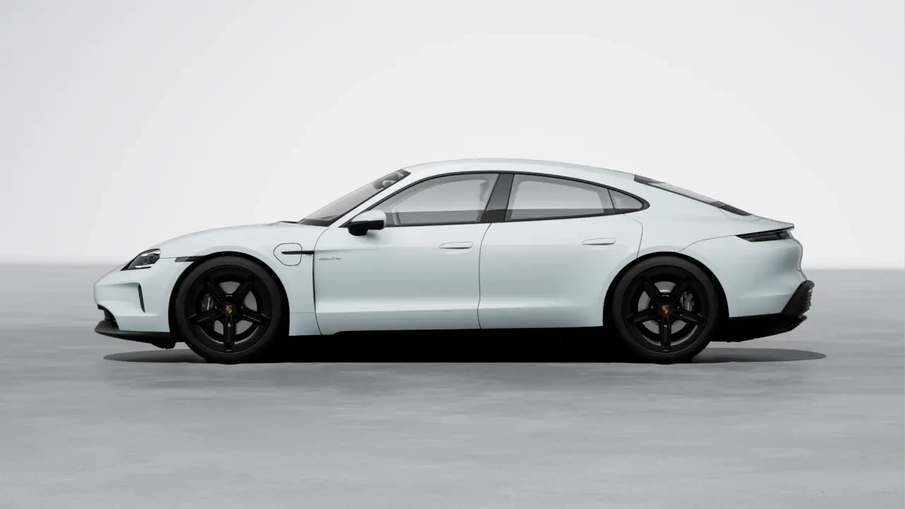 2026 Porsche Taycan 4 - Image 16 of 30