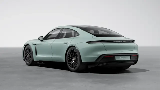 2026 Porsche Taycan 4 - Image 22 of 31