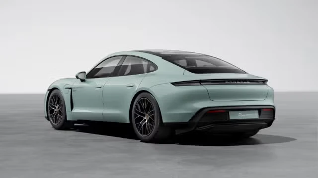 2026 Porsche Taycan 4 - Image 18 of 31