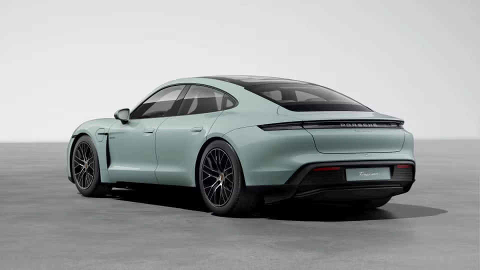 2026 Porsche Taycan 4 - Image 19 of 31