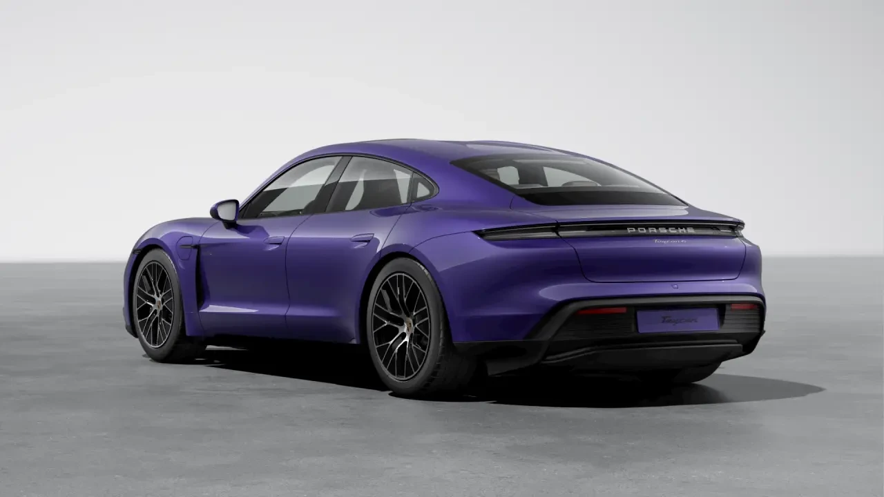 2026 Porsche Taycan 4 - Image 24 of 31