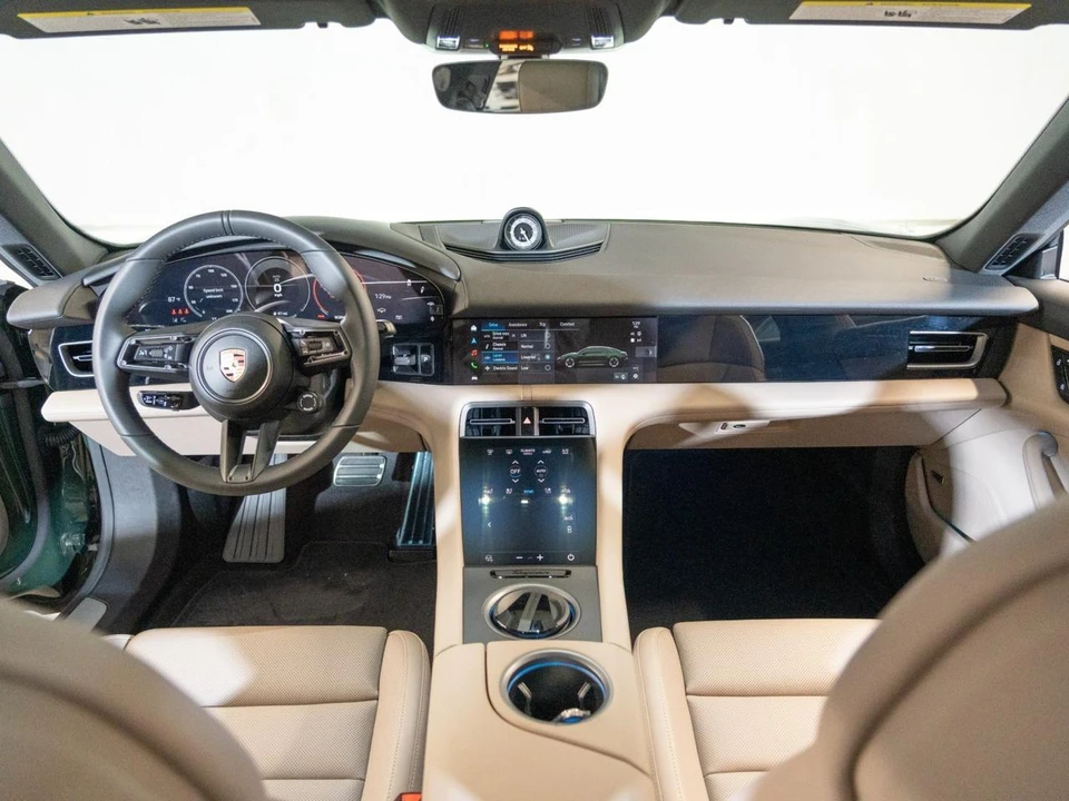 2026 Porsche Taycan 4 - Image 25 of 28
