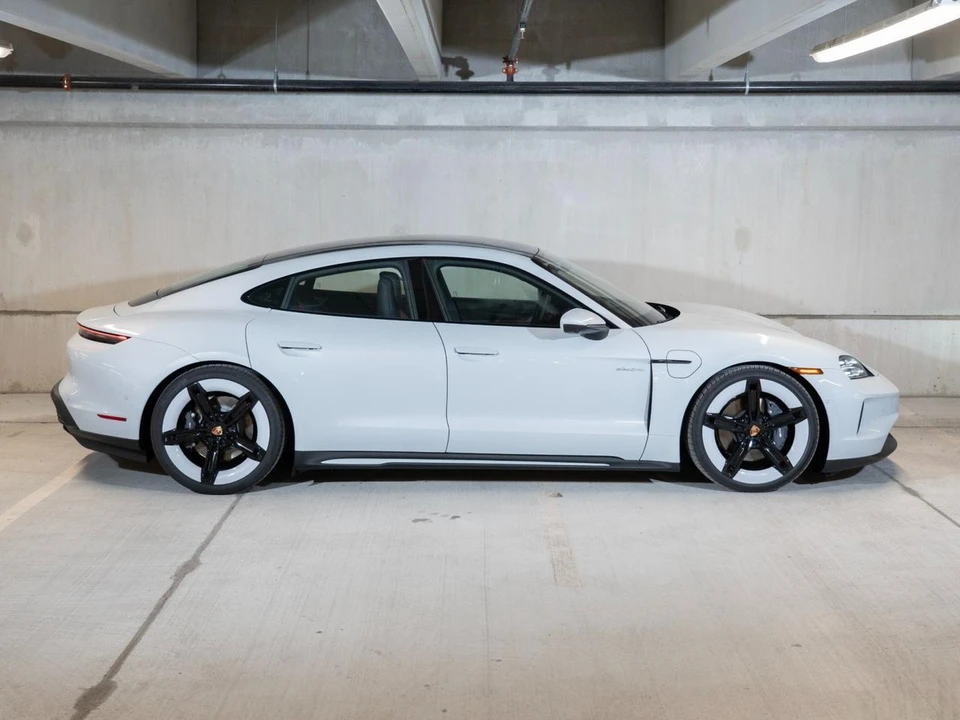 2026 Porsche Taycan 4 - Image 8 of 28