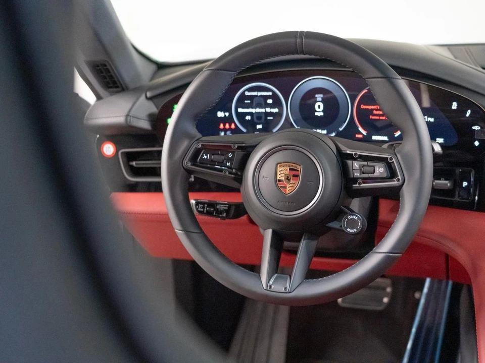 2026 Porsche Taycan 4 - Image 26 of 28
