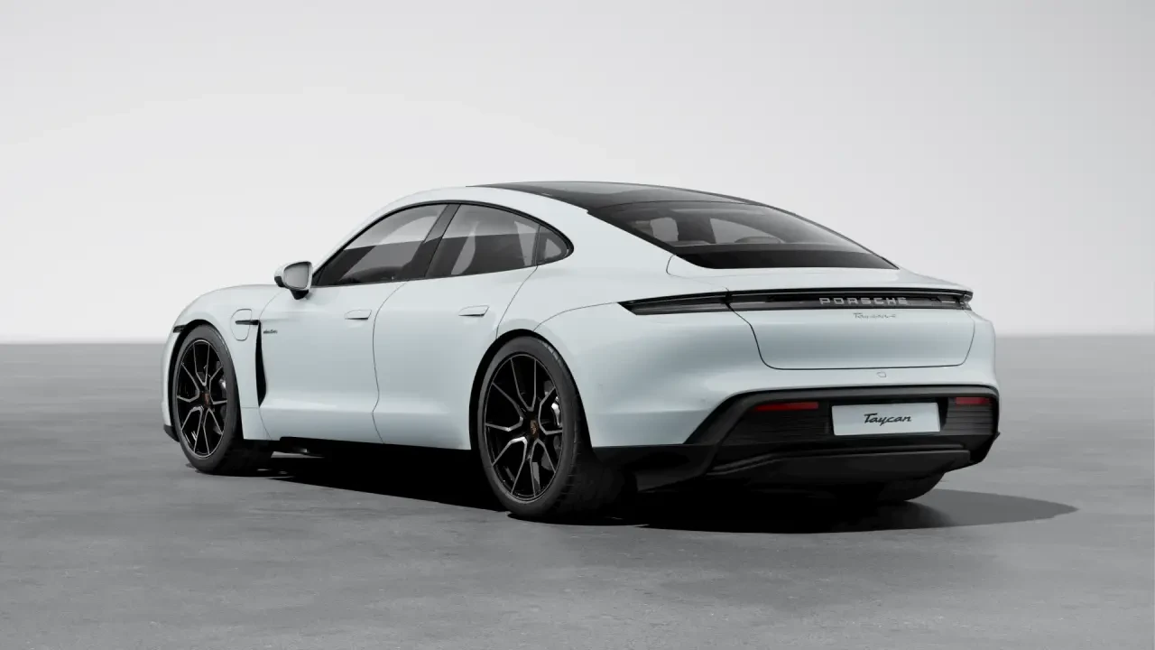 2026 Porsche Taycan 4 - Image 24 of 31
