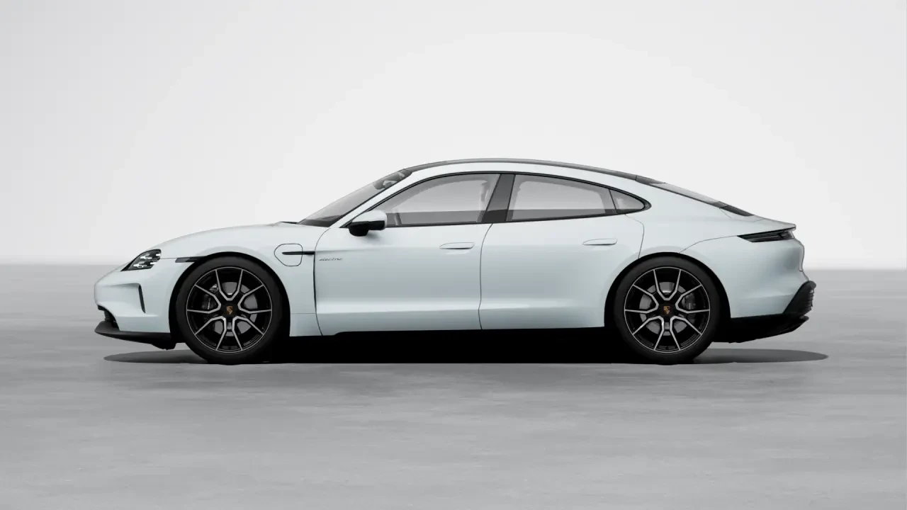 2026 Porsche Taycan 4 - Image 16 of 31