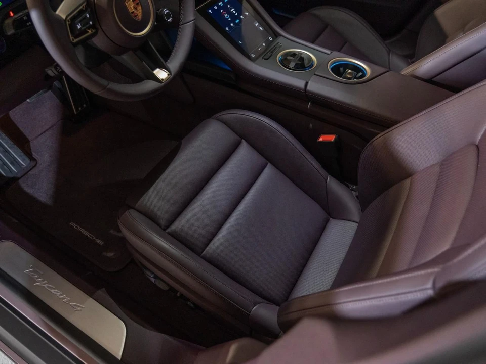 2026 Porsche Taycan 4 - Image 15 of 27
