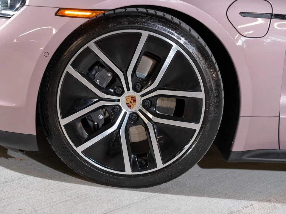 2026 Porsche Taycan 4 - Image 11 of 27