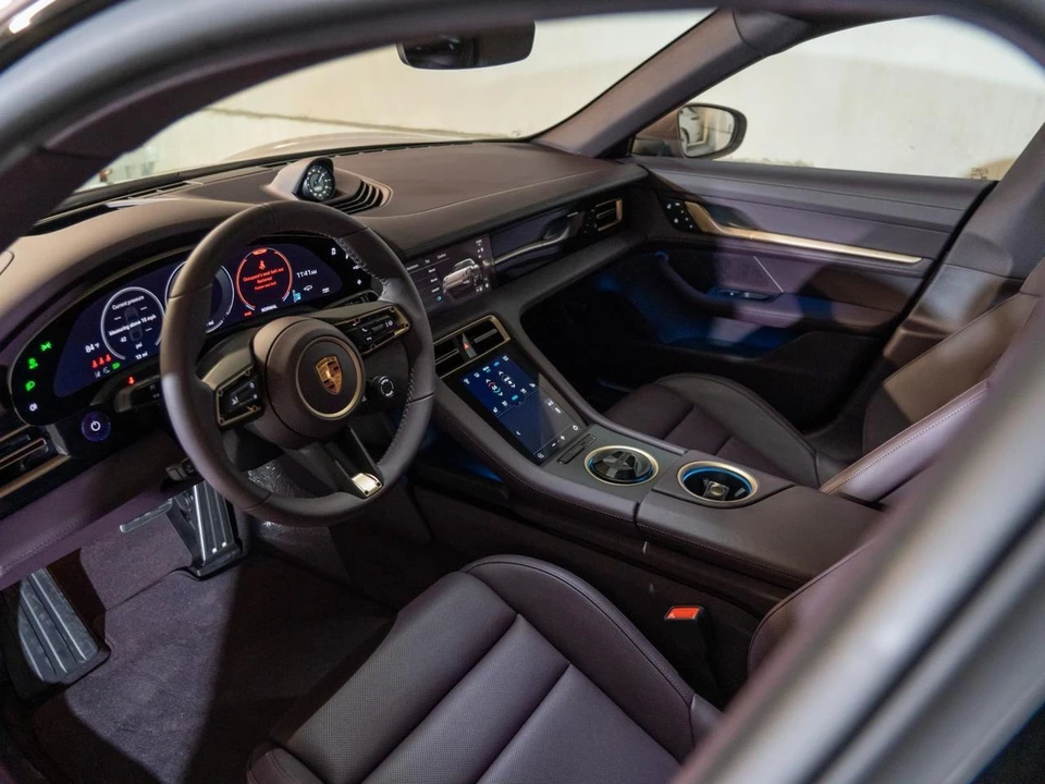 2026 Porsche Taycan 4 - Image 4 of 27