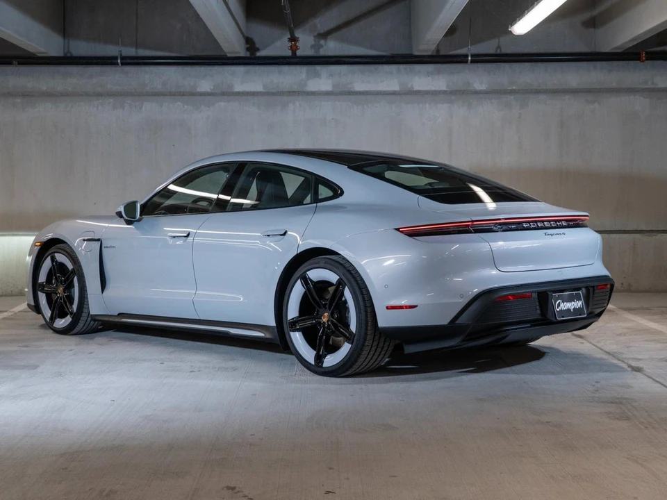 2026 Porsche Taycan 4 - Image 3 of 30
