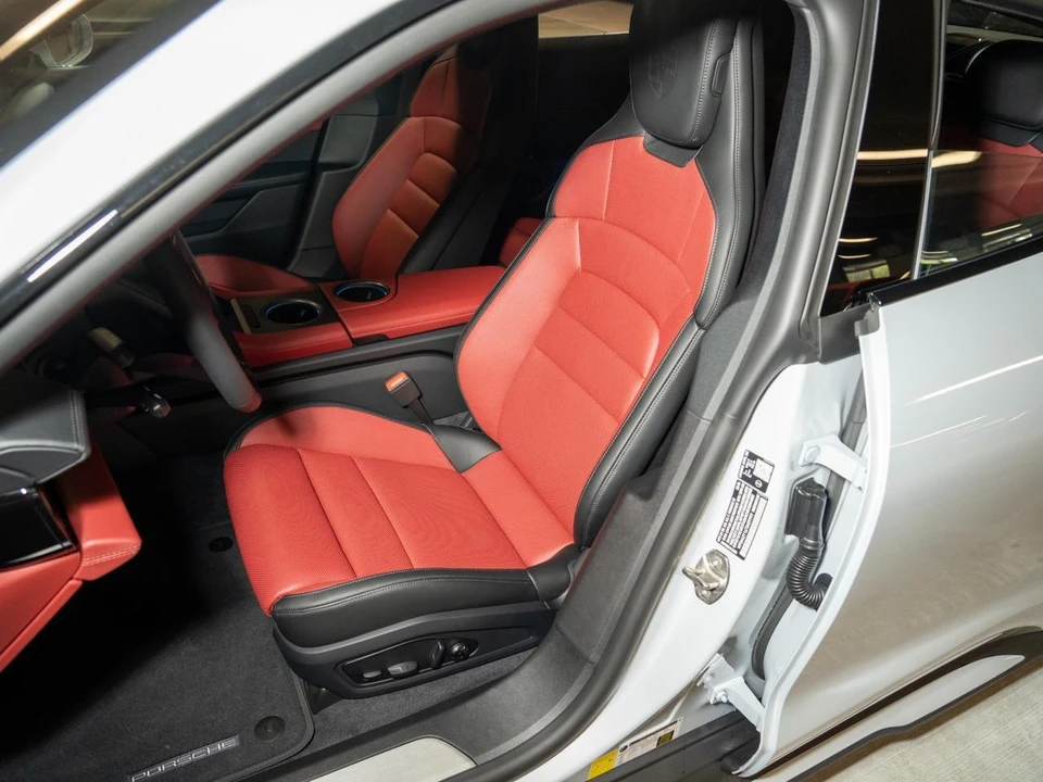 2026 Porsche Taycan 4 - Image 5 of 30
