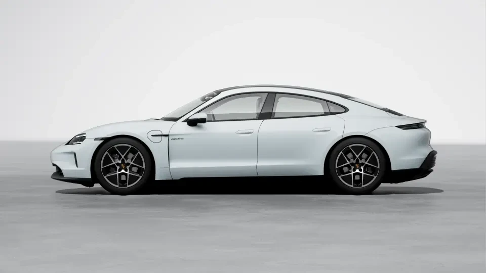 2026 Porsche Taycan 4 - Image 15 of 30